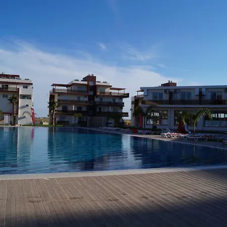 Royal Sun Apartment *